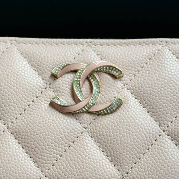 Chanel Pink Quilted Wallet - Picture 5 of 13